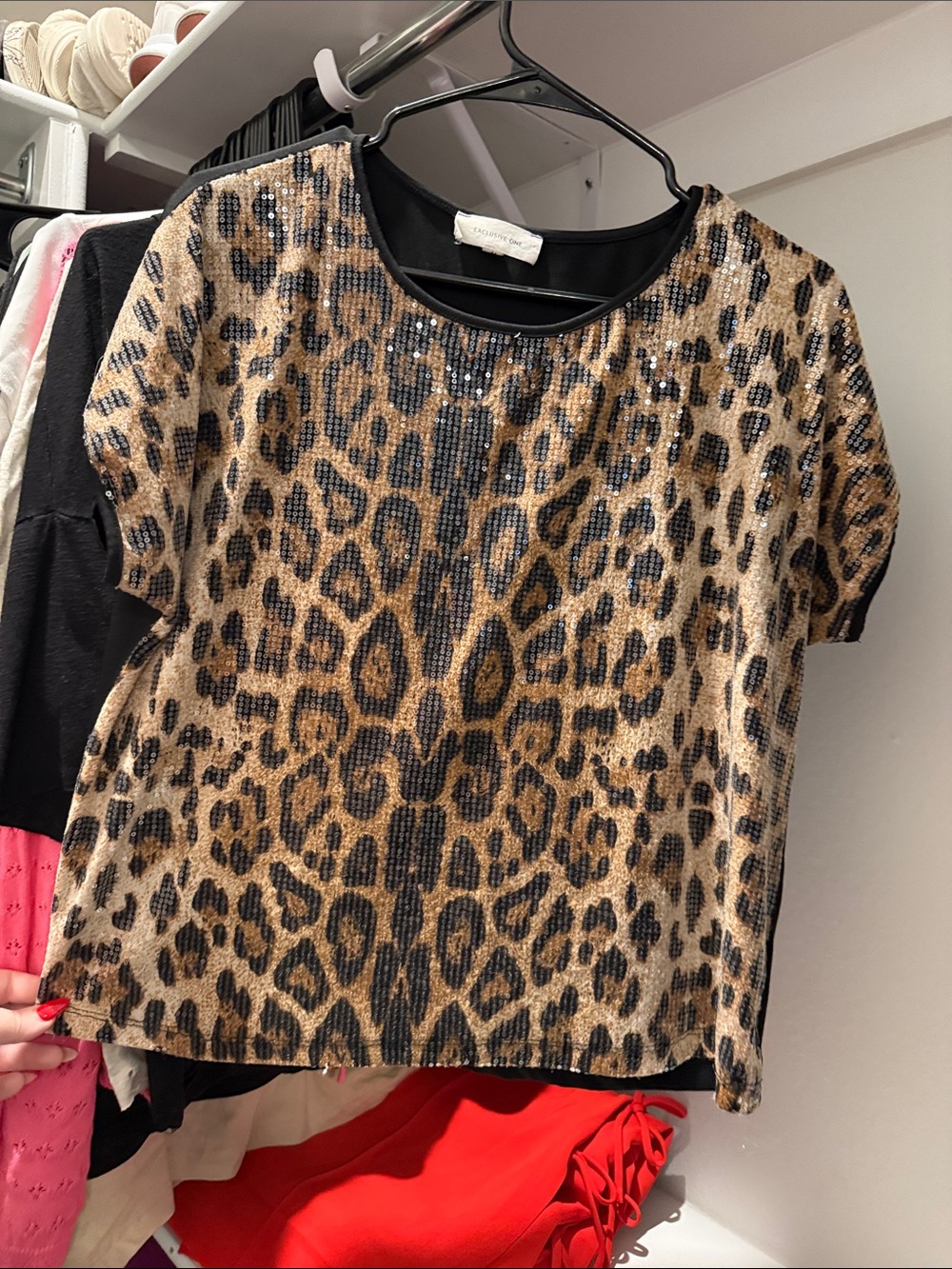 Sequin Leopard Print Short Sleeve Top - Tan & Black